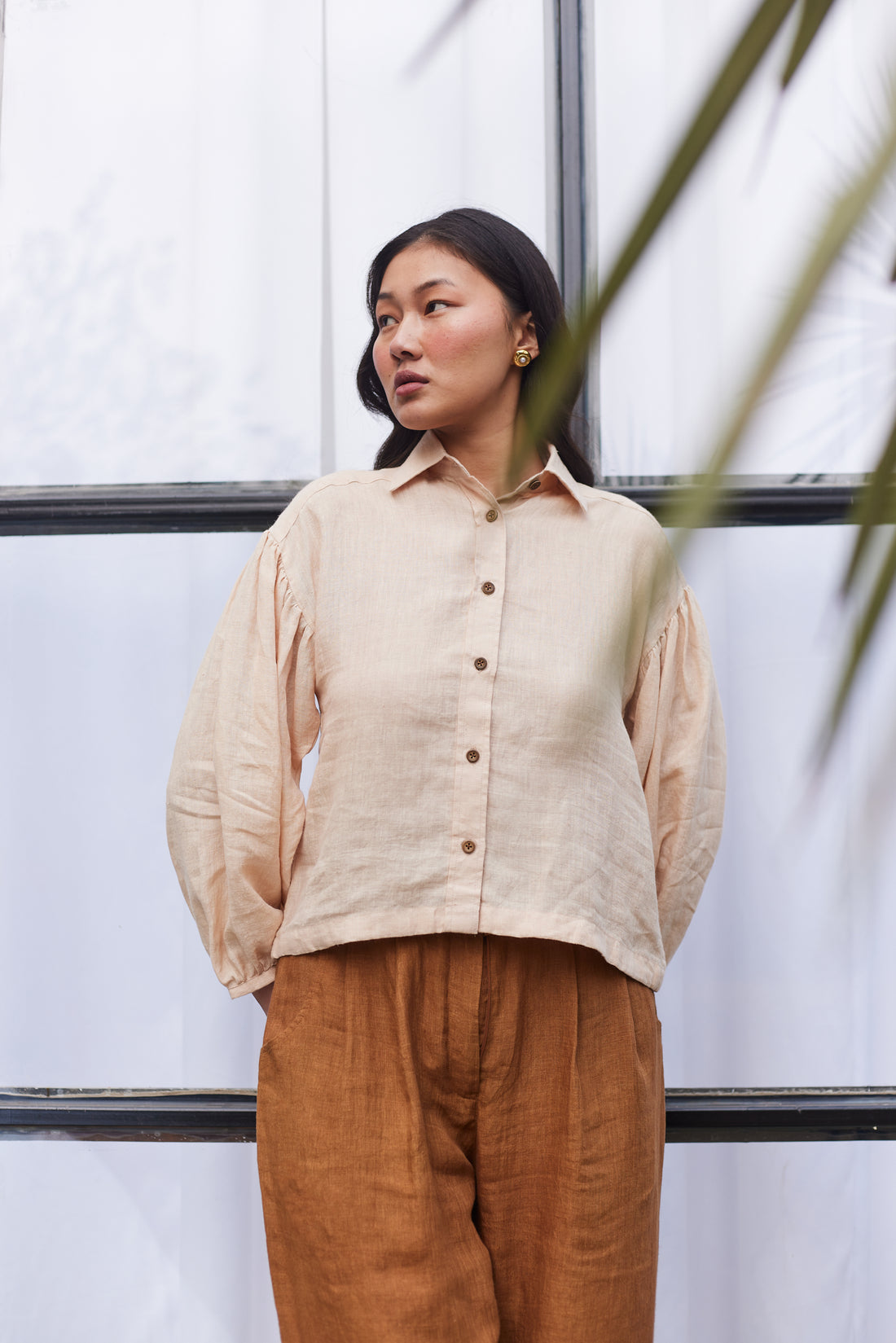 London Eye Linen Shirt- Beige