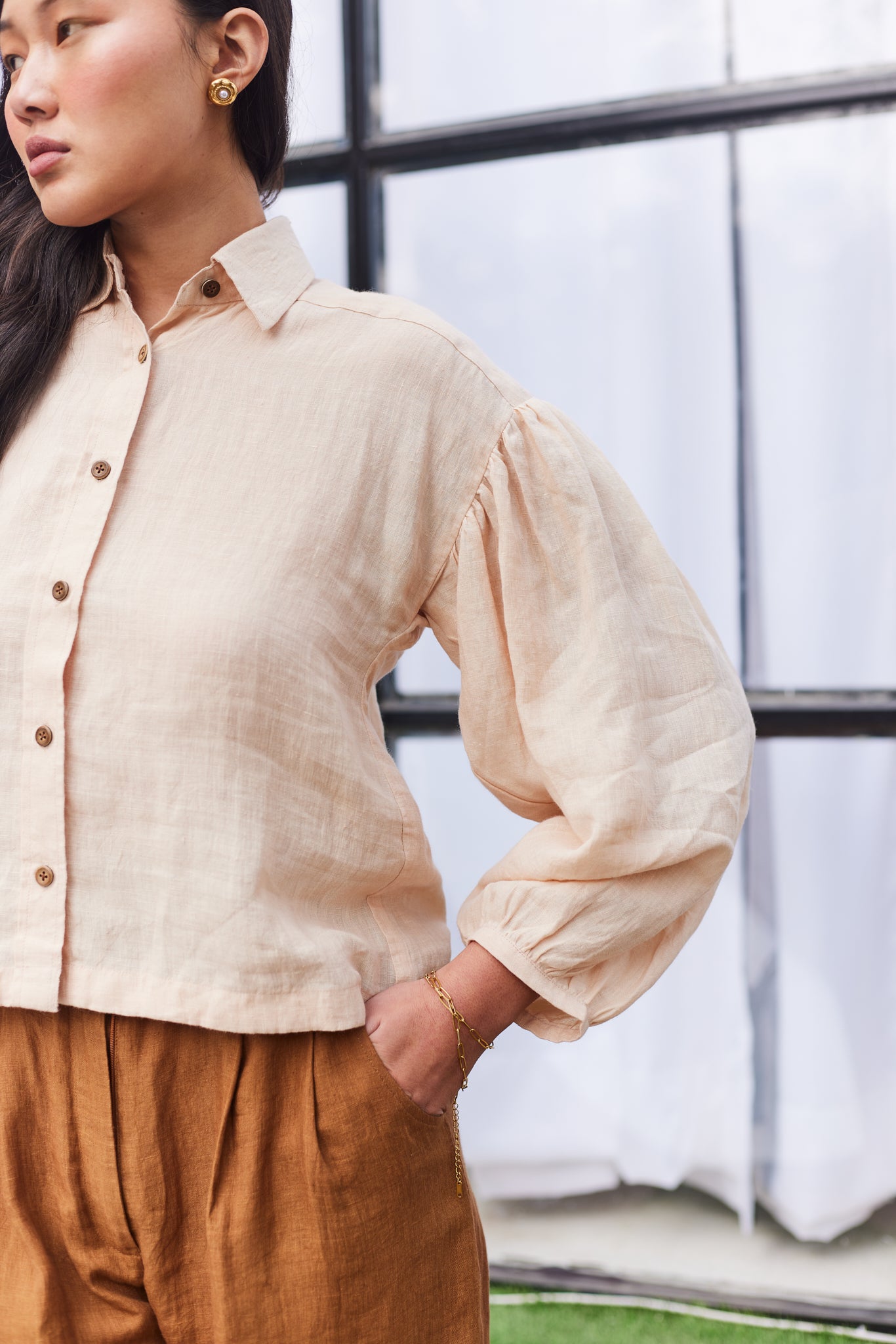 London Eye Linen Shirt- Beige